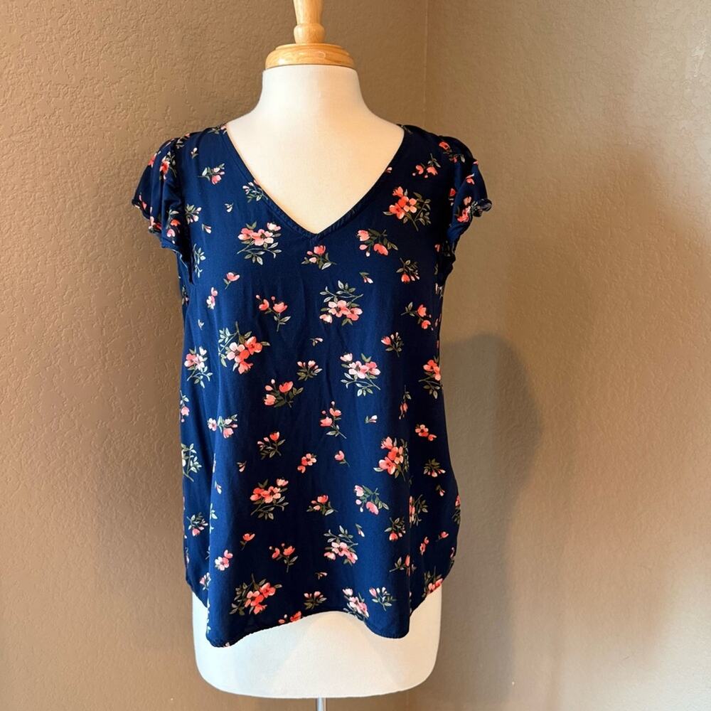 Old Navy Navy Floral V-Neck Flutter Sleeves Blouse Medium